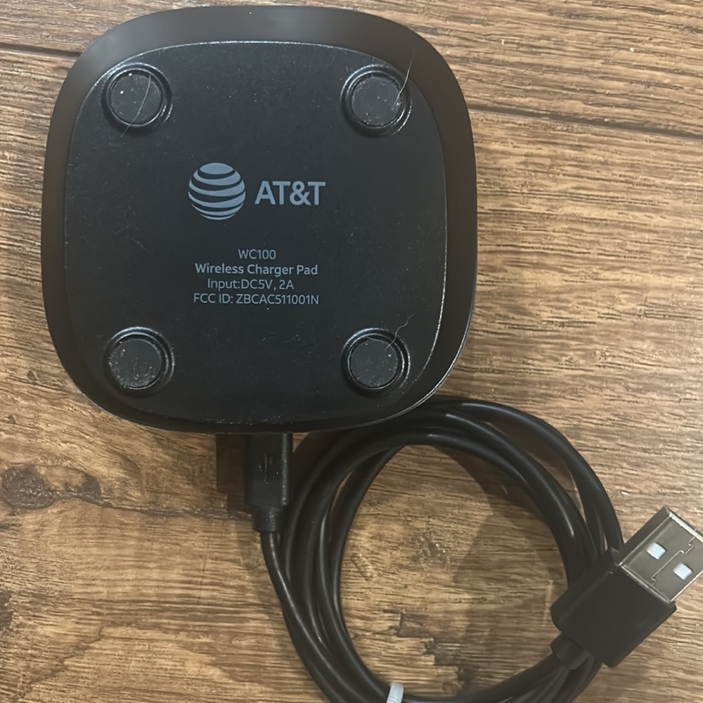 Wireless Pad Charger - Picture 2 of 2